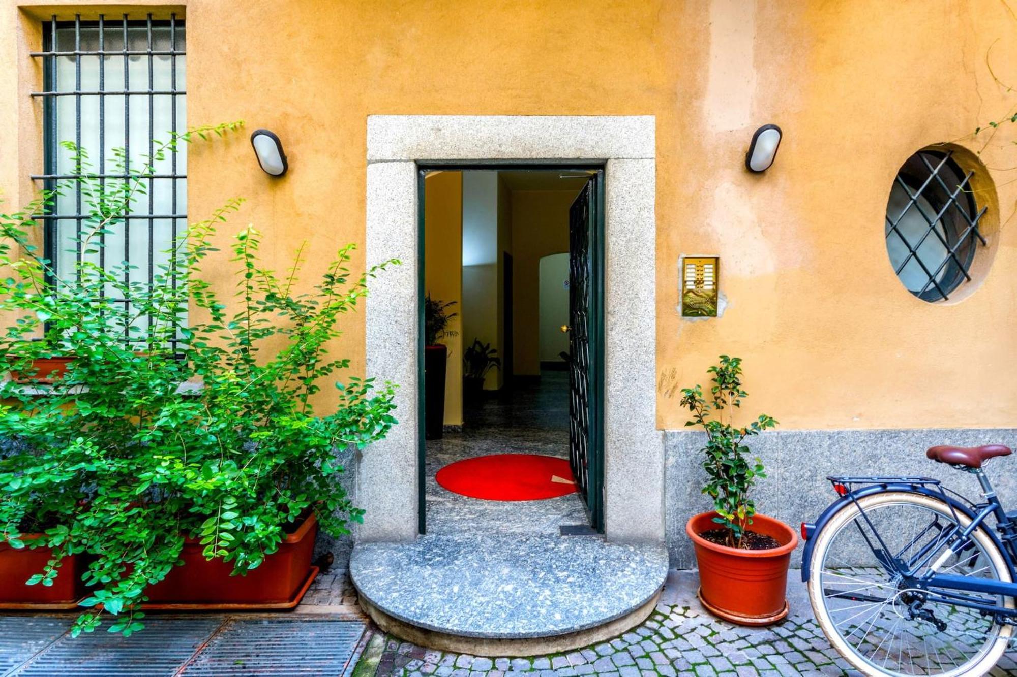 Lovely Apartments In The Hearth Of Brera By Rentopolis Milán Exterior foto