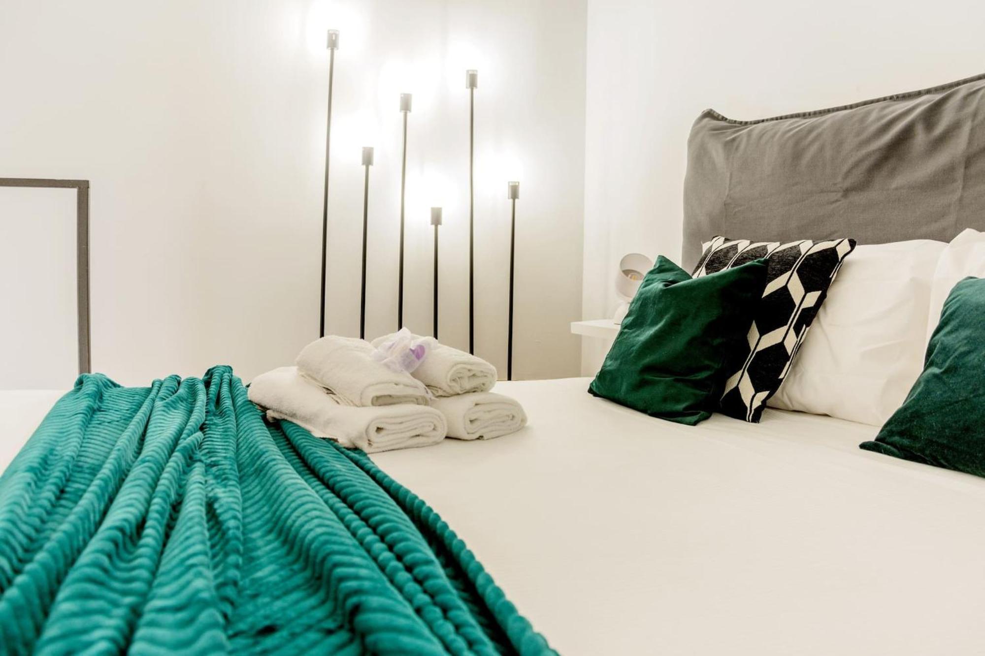 Lovely Apartments In The Hearth Of Brera By Rentopolis Milán Exterior foto
